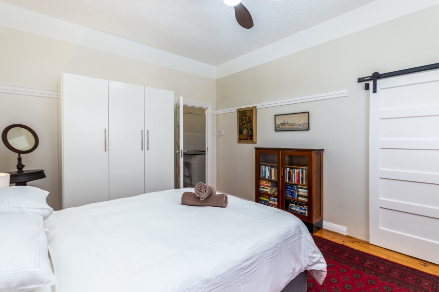 2 Bedroom Property for Sale in Green Point Western Cape